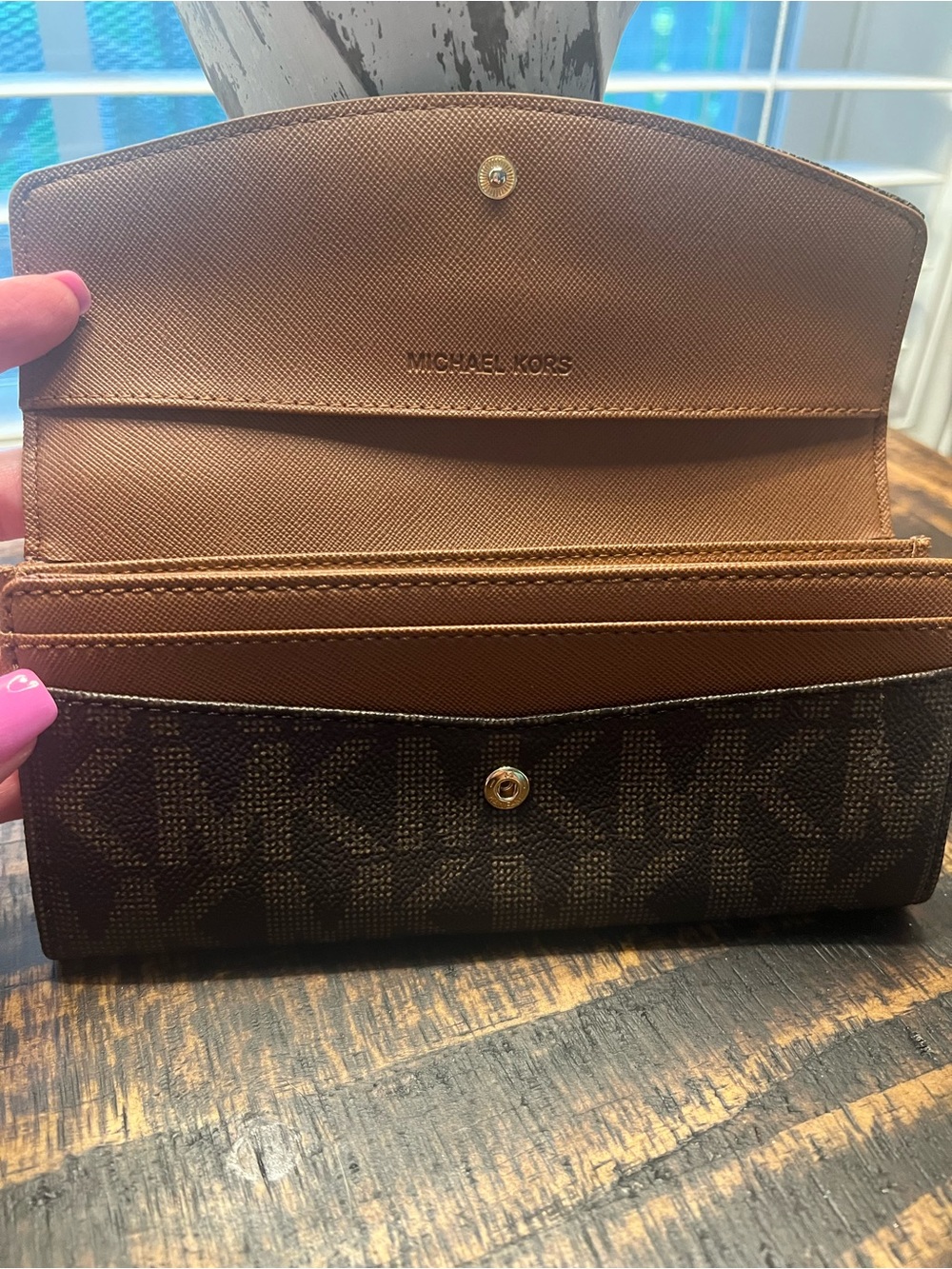 Michael Kors Brown Signature Logo Slim Flap Wallet with Gold Plaque - Picture 4 of 8